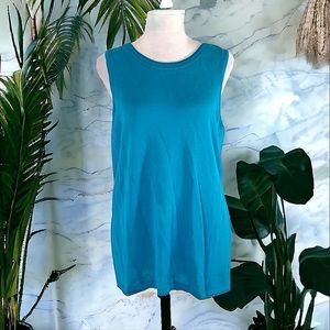 Chico's Women's Blue Knit Sleeveless Crew Neck Top Size 1